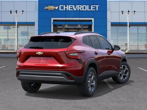 New 2026 Chevrolet Trax LT image 4