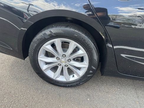 Used 2020 Chevrolet Malibu LT FWD image 14