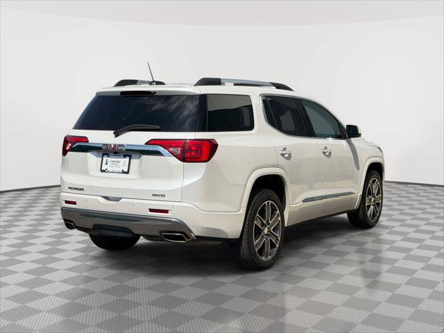 Used 2017 GMC Acadia Denali w/ Technology Package AWD/4WD image 7