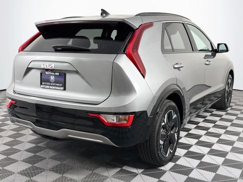 Used 2025 Kia Niro Wind w/ Wind Preserve Package FWD image 24