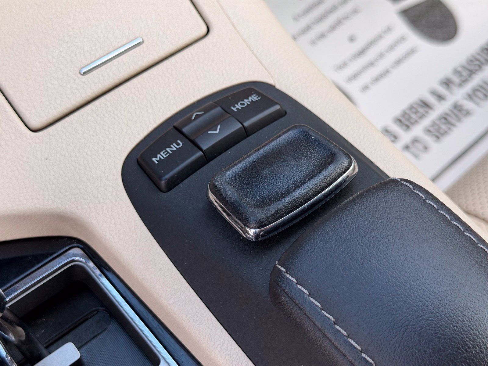 Used 2015 Lexus ES 350 w/ Ultra Luxury Package FWD image 27