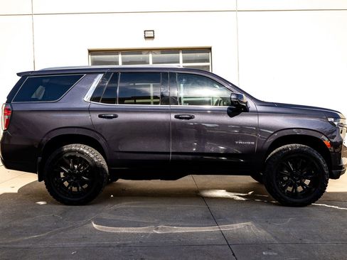 Used 2022 Chevrolet Tahoe LT w/ Luxury Package image 11