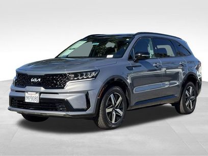 Used 2023 Kia Sorento S w/ Panoramic Sunroof Package