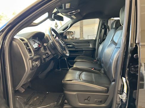 Used 2022 RAM 3500 Laramie w/ Max Tow Package image 5