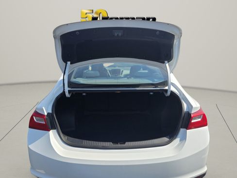 Used 2022 Chevrolet Malibu LS FWD image 9