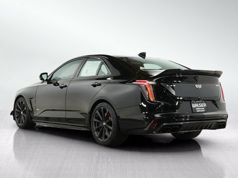 Used 2022 Cadillac CT4 V Blackwing w/ Carbon Fibre 1 Package RWD image 3
