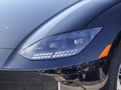 Used 2023 Hyundai Ioniq 6 SEL image 8