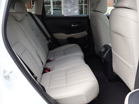 Used 2025 Honda HR-V EX-L image 40