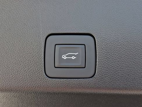 Used 2026 Buick Encore GX Avenir w/ Avenir Technology Package AWD/4WD image 31