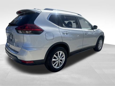 Used 2020 Nissan Rogue SV image 7