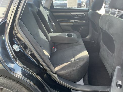 Used 2015 Nissan Altima 2.5 S w/ Special Edition Package FWD image 34