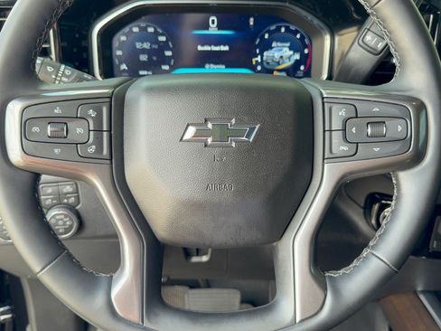 Used 2026 Chevrolet Silverado 2500 High Country w/ High Country Premium Package AWD/4WD image 10