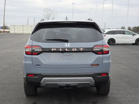 New 2026 Honda Pilot TrailSport image 17