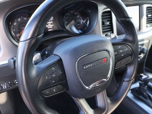 Used 2022 Dodge Charger R/T w/ Blacktop Package image 19