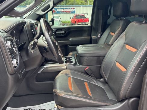 Used 2022 GMC Sierra 3500 AT4 w/ AT4 Premium Plus Package AWD/4WD image 17