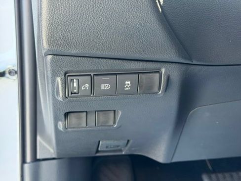 Certified 2026 Toyota Corolla Cross LE AWD/4WD image 25