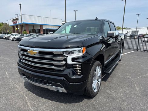New 2026 Chevrolet Silverado 1500 High Country image 2
