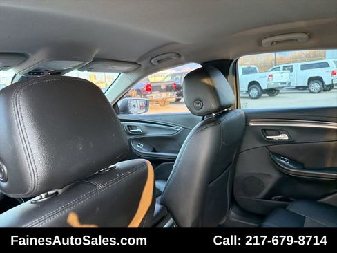 Used 2017 Chevrolet Impala LT image 27