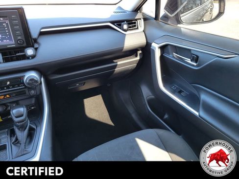 Used 2022 Toyota RAV4 XLE FWD image 21