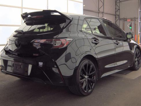 Used 2020 Toyota Corolla XSE FWD image 4