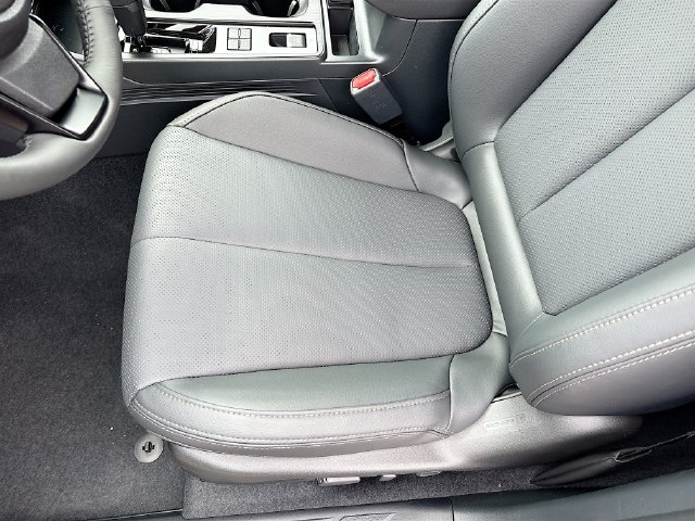 New 2026 Subaru Outback Limited AWD/4WD image 22