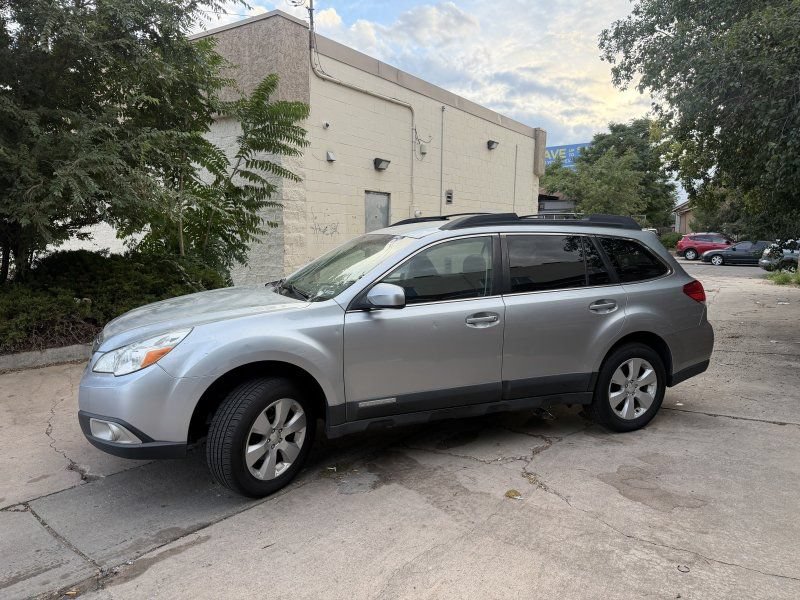 Used 2012 Subaru Outback 2.5i Premium w/ All-Weather Pkg AWD/4WD image 6