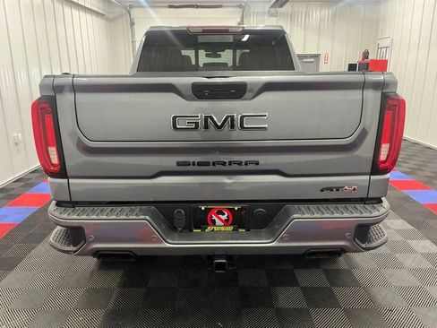 Used 2019 GMC Sierra 1500 AT4 w/ AT4 Premium Package AWD/4WD image 4
