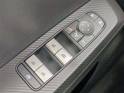 New 2025 Mitsubishi Outlander SEL image 25