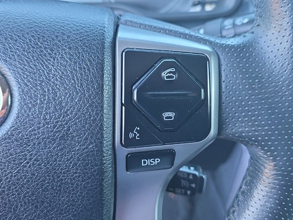 Used 2017 Toyota 4Runner Limited AWD/4WD image 19