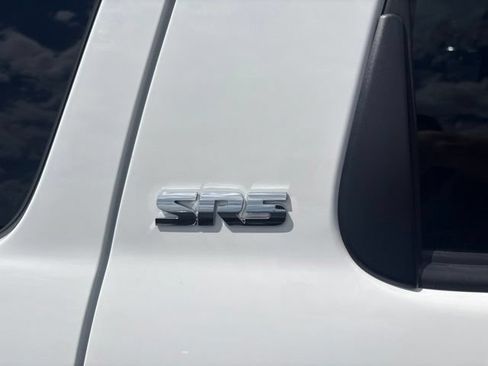 Used 2017 Toyota Sequoia SR5 w/ Premium Package AWD/4WD image 10
