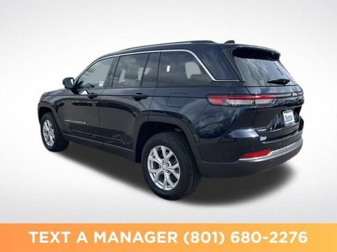 Used 2024 Jeep Grand Cherokee Limited AWD/4WD image 6
