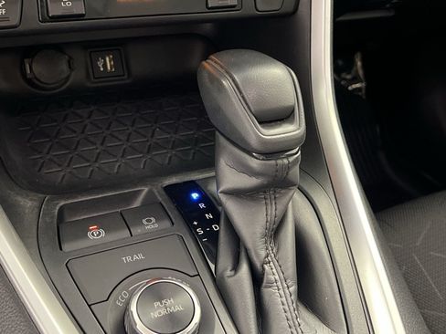 Used 2023 Toyota RAV4 XLE w/ Convenience Package AWD/4WD image 19