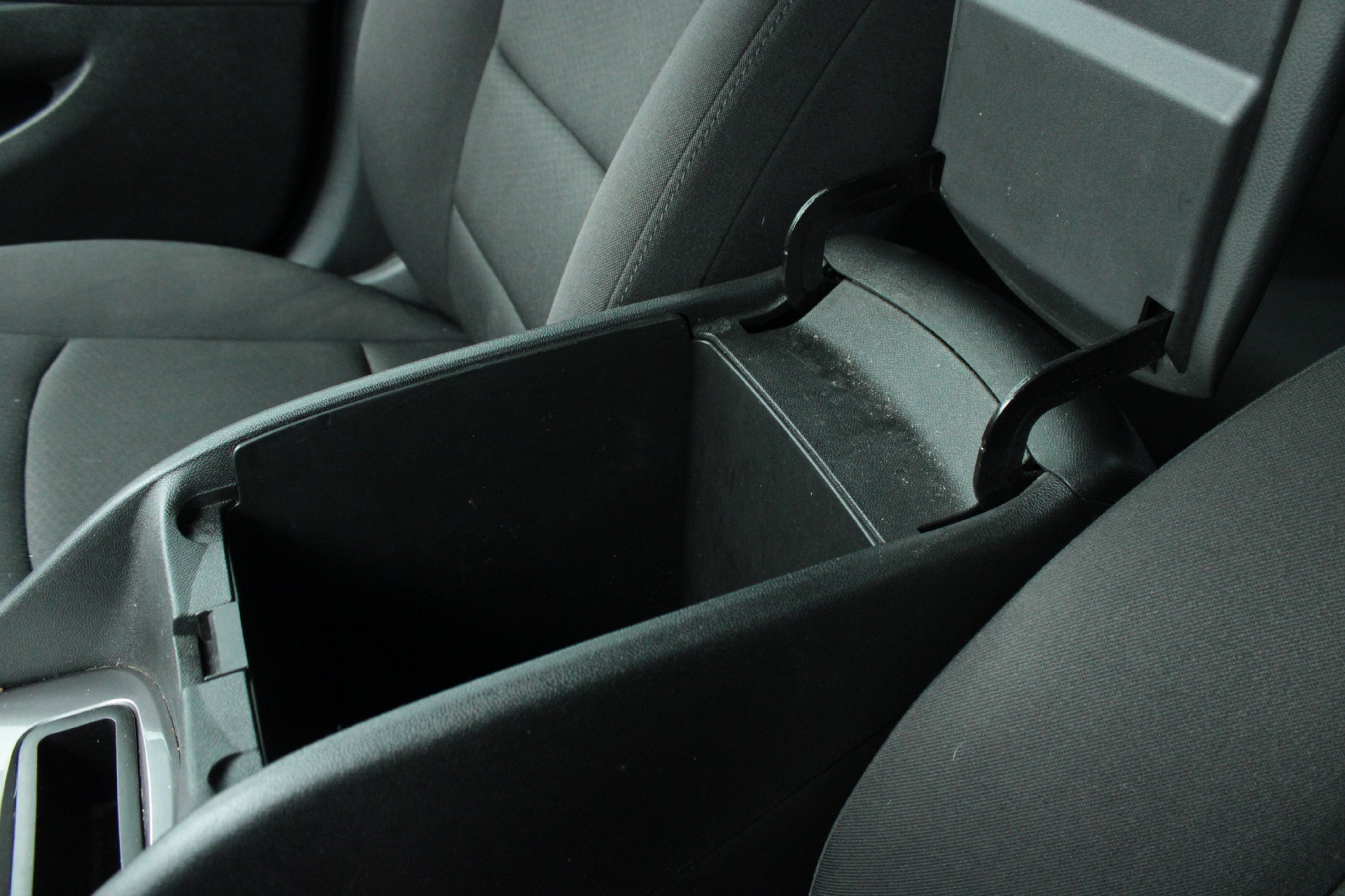 Used 2021 Chevrolet Malibu LS FWD image 44