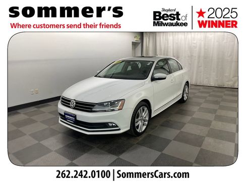 Used 2017 Volkswagen Jetta SEL image 2