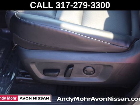 Used 2023 Nissan Rogue SV w/ SV Premium Package AWD/4WD image 18