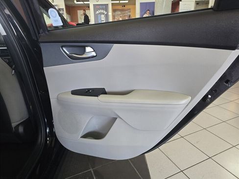 Used 2021 Kia Forte LXS image 16