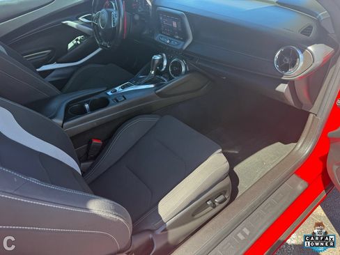 Certified 2023 Chevrolet Camaro SS RWD image 9