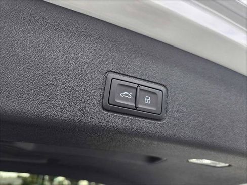 New 2026 Audi Q3 quattro 2.0T image 18