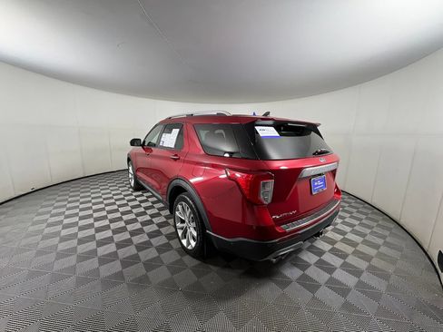 Used 2021 Ford Explorer Platinum w/ Equipment Group 601A AWD/4WD image 3