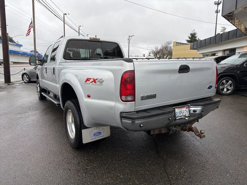 Used 2007 Ford F350 Lariat image 3