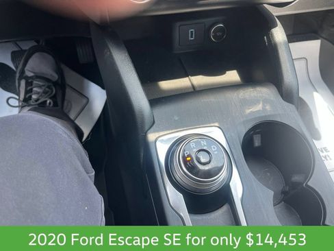 Used 2020 Ford Escape SE FWD image 18