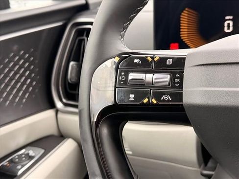 New 2026 Kia Sorento S AWD/4WD image 17