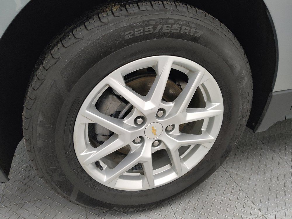 Used 2023 Chevrolet Equinox LT w/ Driver Convenience Package AWD/4WD image 31