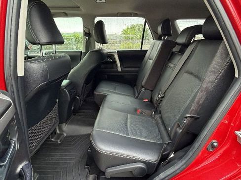 Used 2022 Toyota 4Runner Limited RWD image 34