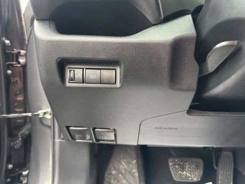 Used 2022 Toyota RAV4 XLE image 31