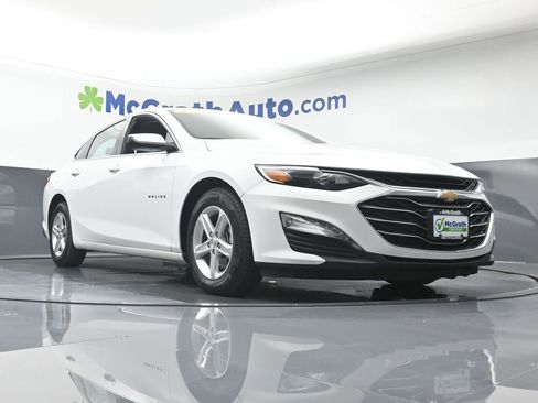 Used 2024 Chevrolet Malibu LT image 21