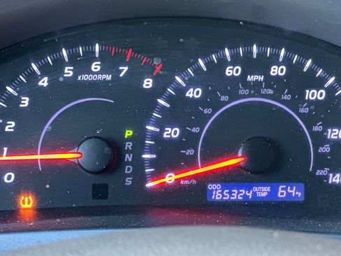 Used 2010 Toyota Camry FWD image 24