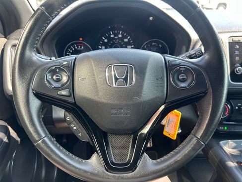 Used 2021 Honda HR-V Sport image 16