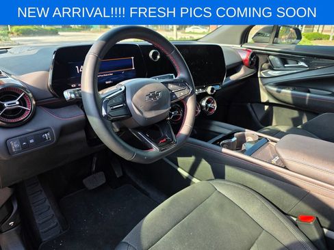 Used 2024 Chevrolet Blazer EV RS AWD/4WD image 7
