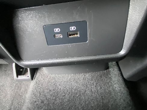 Used 2023 Nissan Rogue SV AWD/4WD image 36